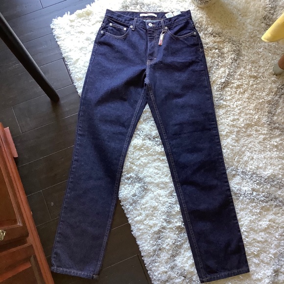 Tommy Hilfiger Dark Blue Vintage Style Jeans - Picture 2 of 8